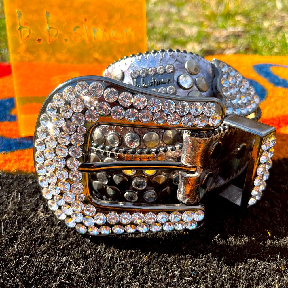 bb Simon Belt size 32 Silver W/ Swarovski Crystals